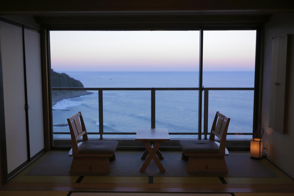 Izu Retreat By Onko Chishin Hotel Higashiizu Exterior photo